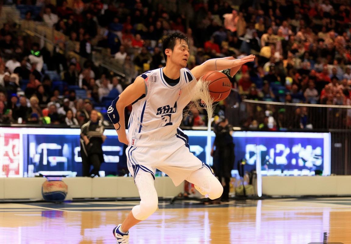 约基奇狂砍56分神奇三双，刷新79年NBA圣诞大战五项历史纪录